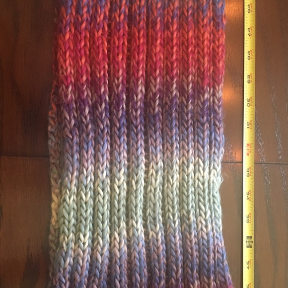 NWOT Nine West Vintage Rainbow Scarf & Mitten Set - Picture 2 of 5